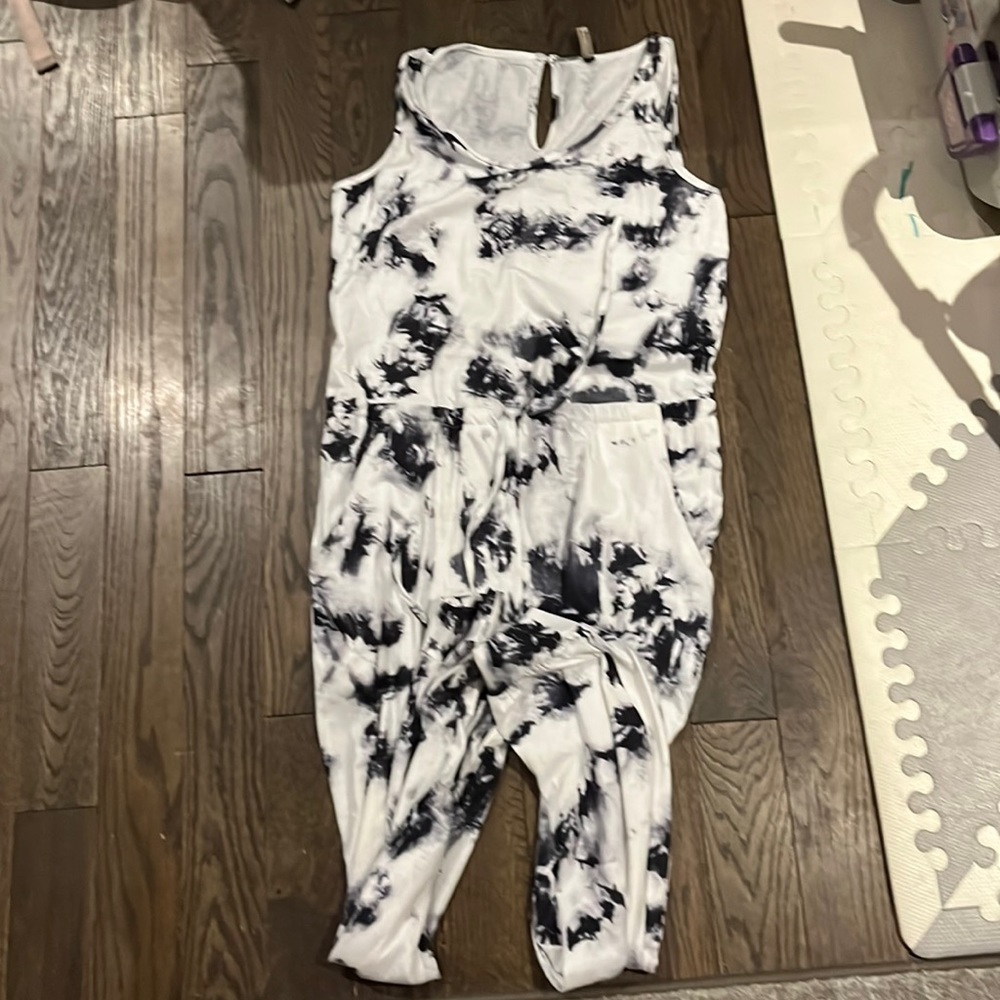EPretty Tie dye romper